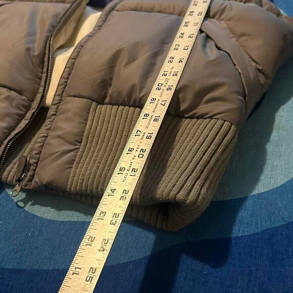 Vintage tommy hilfiger puffer - Picture 2 of 5